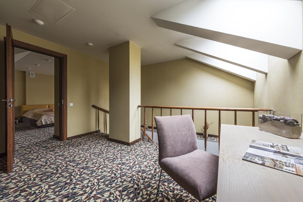Oro Nida Hotell Eksteriør bilde